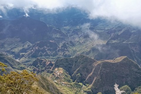 Réunion Island: Hike around Maïdo