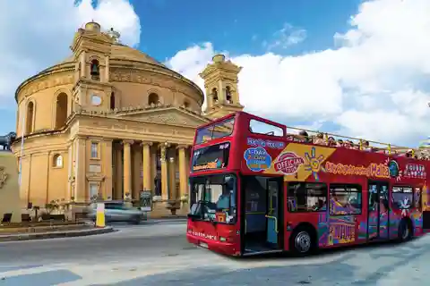 Malta: 2 dias de autocarro hop-on hop-off e cruzeiro hop-on hop-off pelo porto