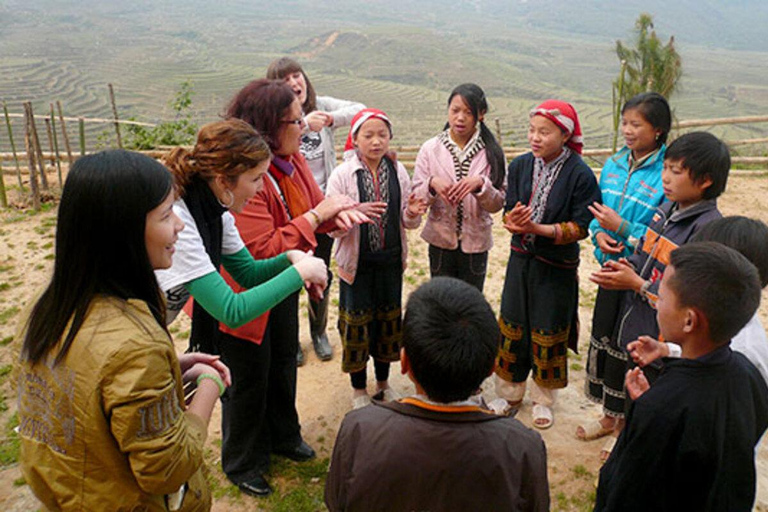 Hanoi: 3 dagar Sapa Trekking Kattkatt, Lao Chai, Glasbroar