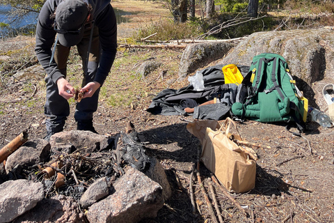 From Oslo: Norwegian Forest Survival Day Trip