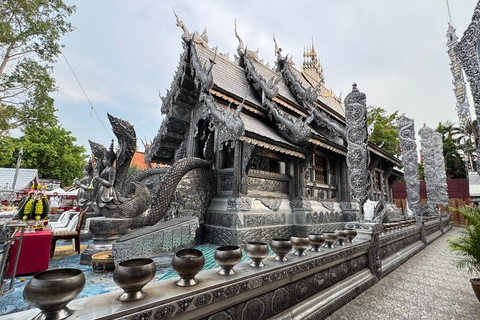 Chiang Mai: Boat Cruise, TukTuk & Songtaew Ride Shared Group