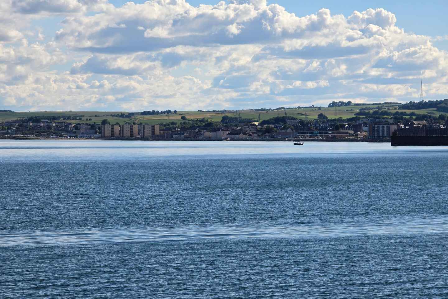 Edinburgh: Guided Day Tour with South Queensferry & Kelpies