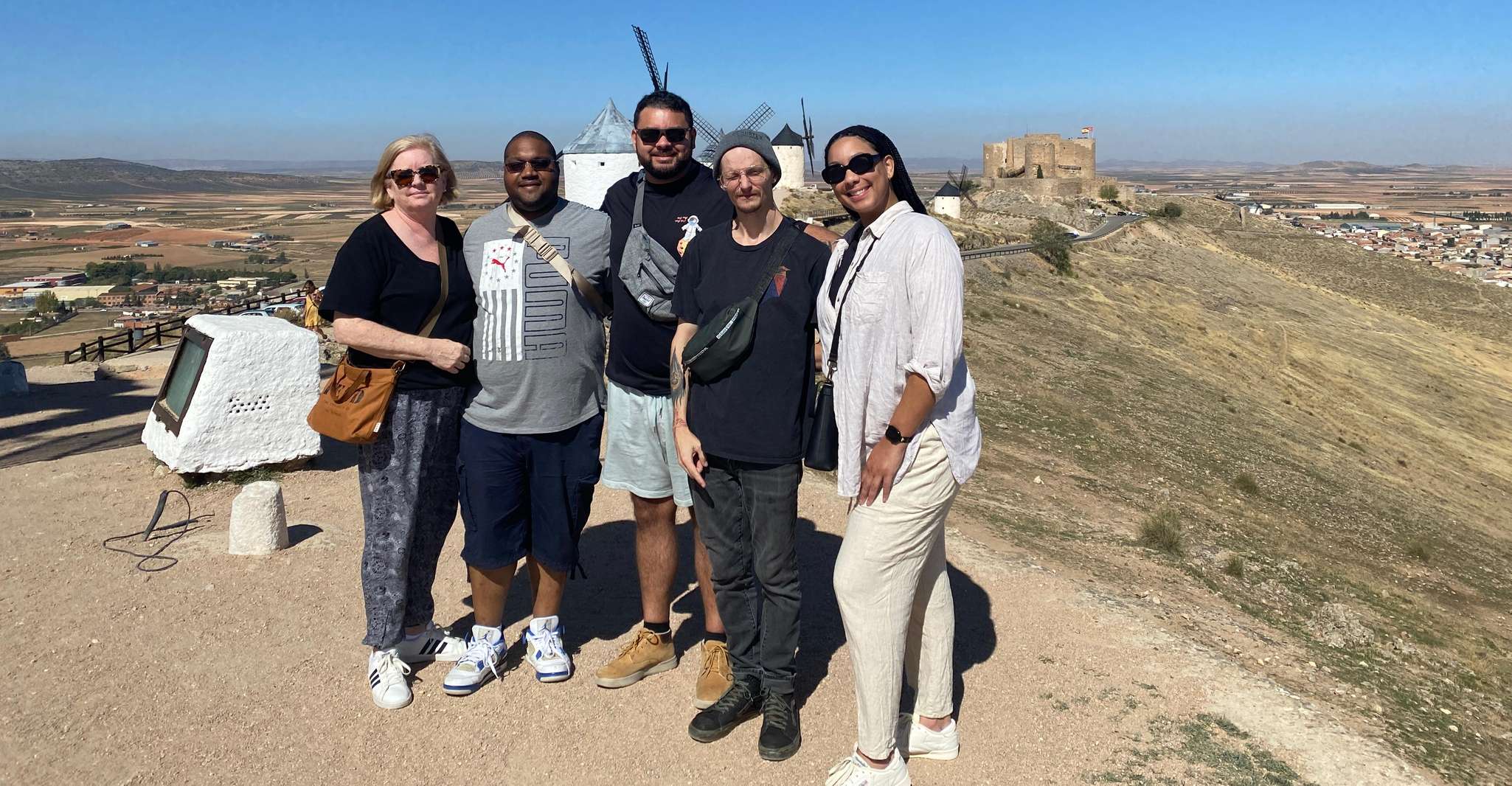 Tour de Madrid, Don Quijote de la Mancha Molinos de viento y Toledo - Hizvo