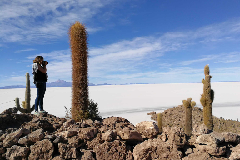 Depuis San Pedro de Atacama : Salines d&#039;Uyuni 3 jours en groupe