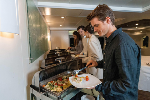 Sydney Harbour: Sightseeing Catamaran Lunch Cruise 3-Course Lunch Cruise - 1 PM