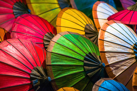 Luang Prabang: Night Market Private Food Tour and BBQ Dinner