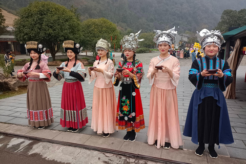 Incrível excursão de um dia a Zhangjiajie com a aldeia étnica Tujia