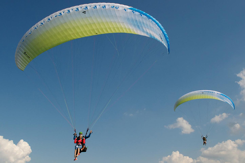 Grenoble: Primeiro voo de parapente.