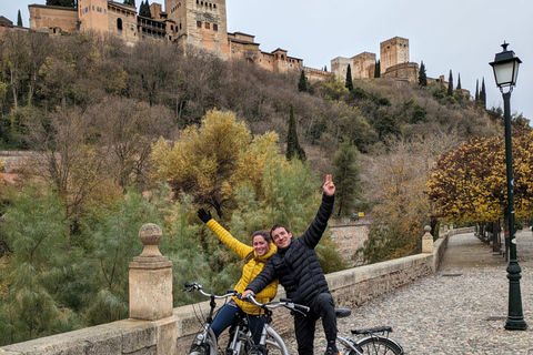 Granada: E-Bike Tour 2 StundenTour Ebike 3 Stunden