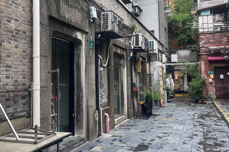 Shanghai: tour privato personalizzabile di 4 ore dei luoghi più importantiShanghai: tour di 4 ore con guida privata e macchina privata