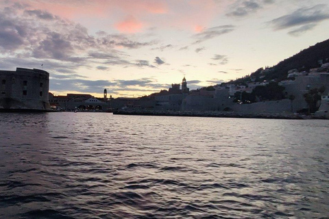 Zonsondergangtour met een glazen boot rond de oude stad en grotten in Dubrovnik