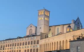  - AssisiHotel.it
