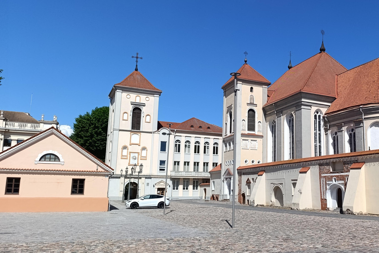 Kaunas Through Centuries: Old Town, War Museum & Ninth Fort