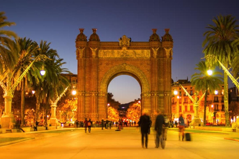 Barcelona: Tour nocturno privado con un local