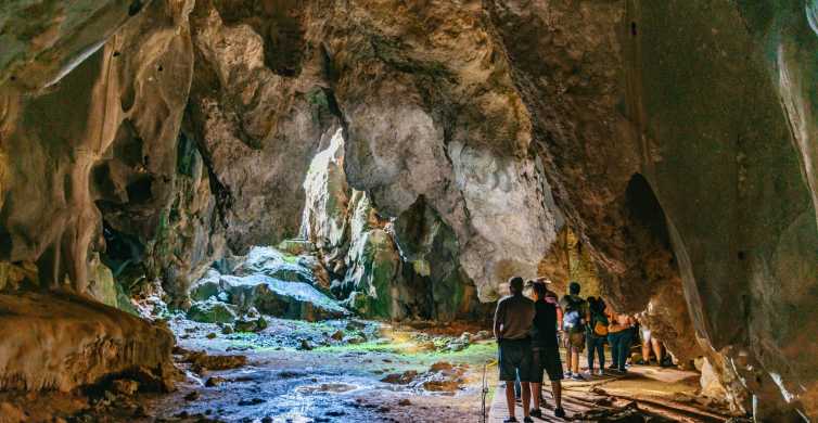 Chillagoe Caves and Outback from Cairns Full Day Tour