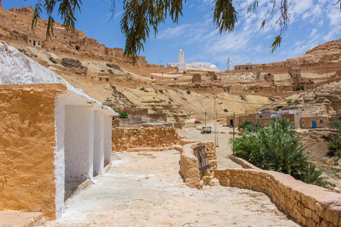 Vanuit Tunis en Hammamet: 2-daagse tour naar Ksar Ghilane en Tataouine