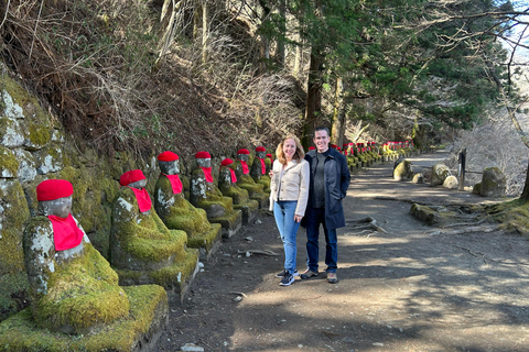 Tour privato di Nikko da e per Tokyo fino a 12 ospitiTour privato di Nikko da e per Tokyo fino a 12 persone