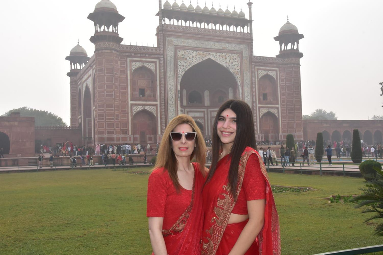 Agra: Taj Mahal Guided Tour with Instagram Photoshoot Private Car, Driver, Local Expert Tour Guide & Entry Tickets