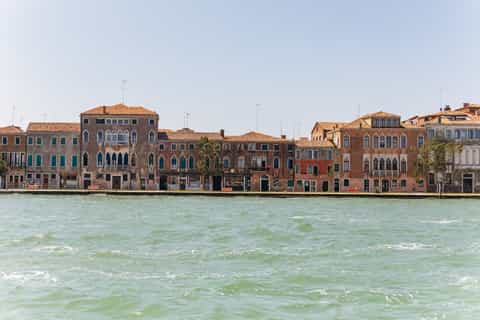 Boat Trip: Glimpse of Murano, Torcello & Burano Islands