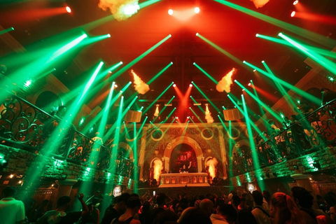 Phuket: Pub Crawl Rooftop, Bars, GoGo & 3 Clubs with Shots 20:30 | Pub Crawl Only