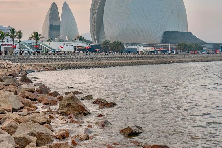 من قوانغتشو: جولة في ساحة تشوهاي وإطلالة على البحر والأفقدليل للغات أخرى