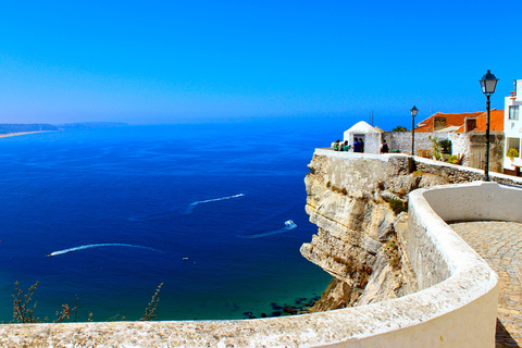 Au départ de Lisbonne : Fátima, Nazaré et Sintra - Visite guidée de 3 villesTour en français