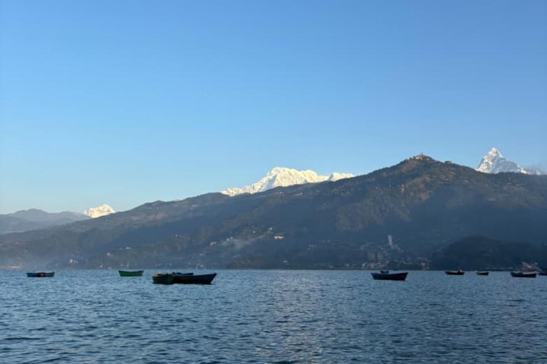 Kathmandu 6-Day Motorbike Tour: Pokhara & Chitwan Safari
