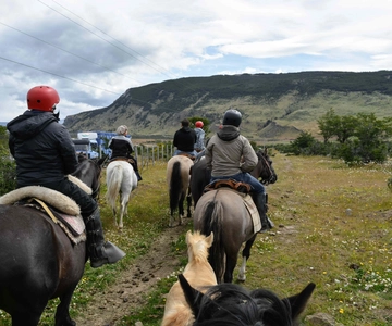 Puerto Natales: Paardrijden naar Dorotea Fjord Lookout