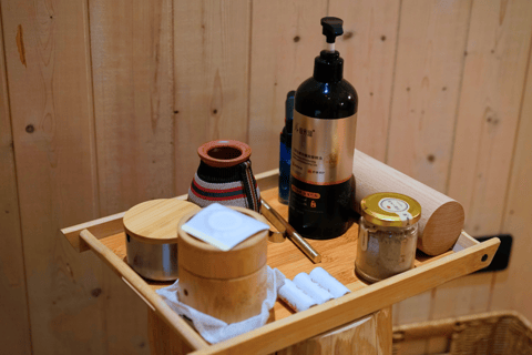 Guangzhou: Traditional Chinese Seasonal Herbal Bath
