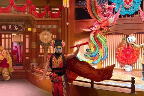 Shanghai: Zhouzhuang Water Town Day Tour with Tea & Pingtan Ancient Town + Boat Tour