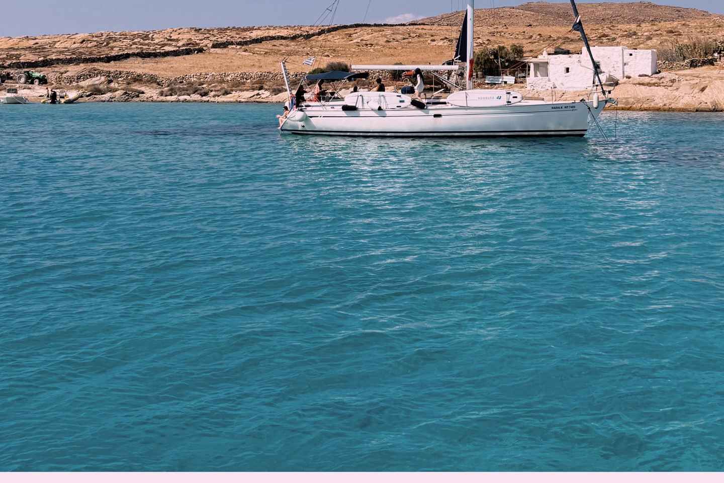 From Mykonos: Delos & Rhenia All-Inclusive Cruise with Lunch