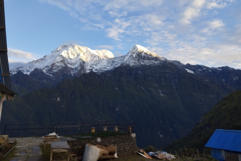 Katmandu: 5N5-dniowy trekking do Ghorepani i Poon Hill przez GhandrukKatmandu: pakiet 5 dni i 5 dni z Ghorepani i Poon Hill Light Package