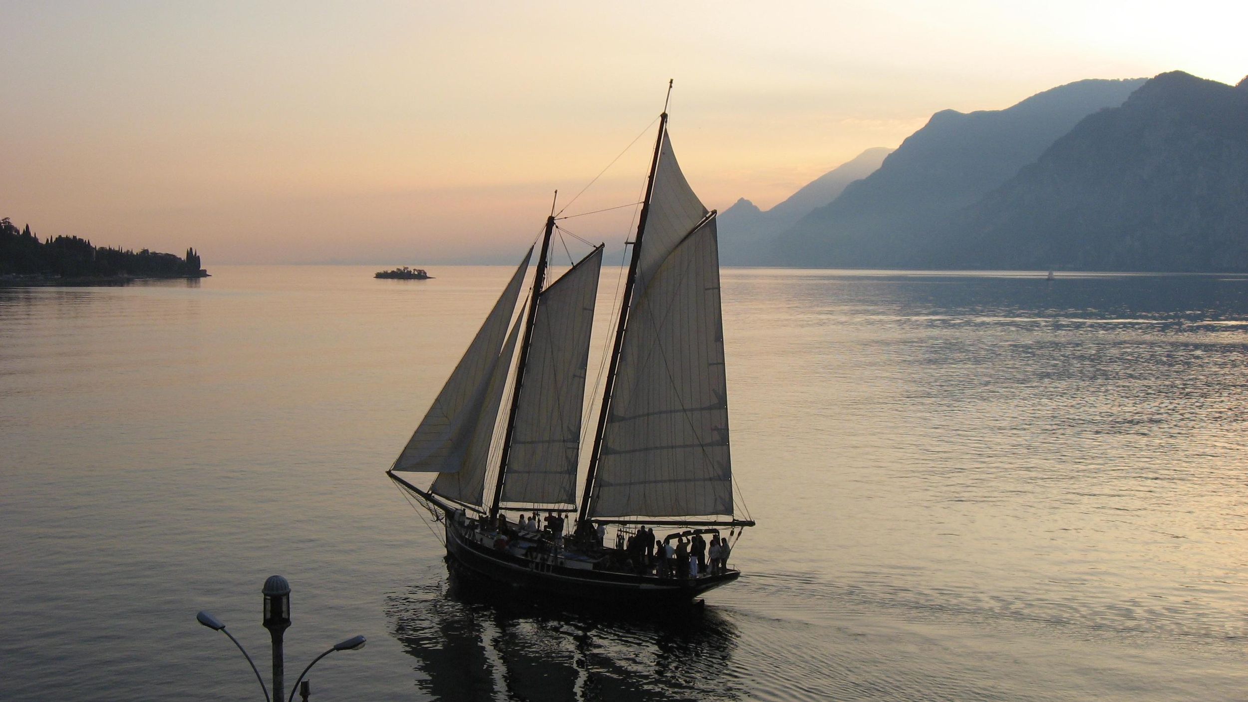 Malcesine: Feuerwerk Abendkreuzfahrt