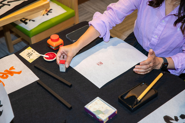 Tokyo: Asakusa Calligraphy Workshop with Instructor