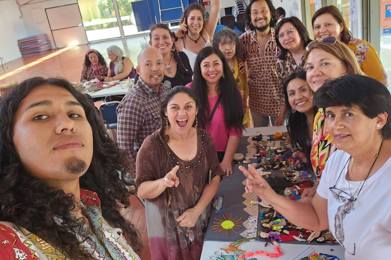 Valparaíso Fantastic Tour : Culture, history, art and color!