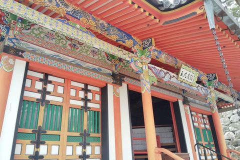 Near Osaka: Chant & Pray at Historic Nakayama-dera Temple
