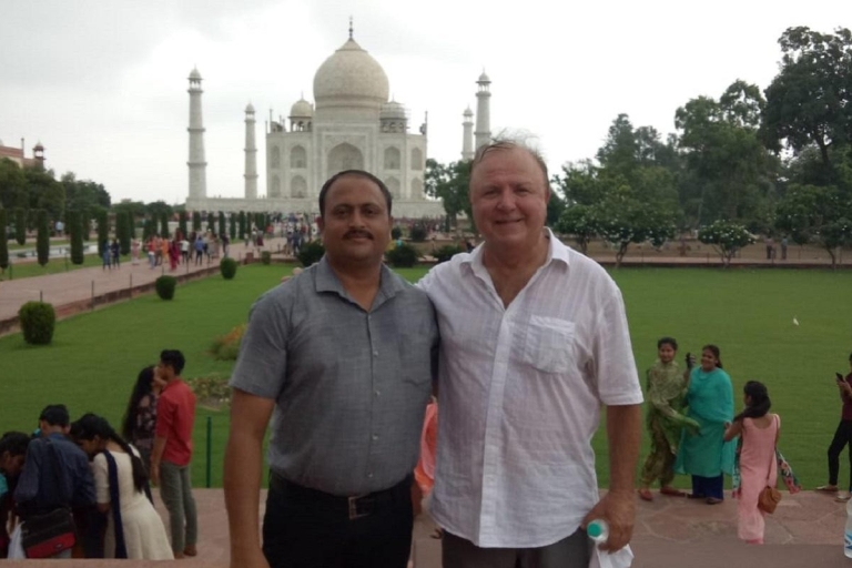 Desde Delhi: Visita al Taj Mahal en el tren expreso GatimaanExcursión con billete de tren, almuerzo, entradas a monumentos, guía, coche