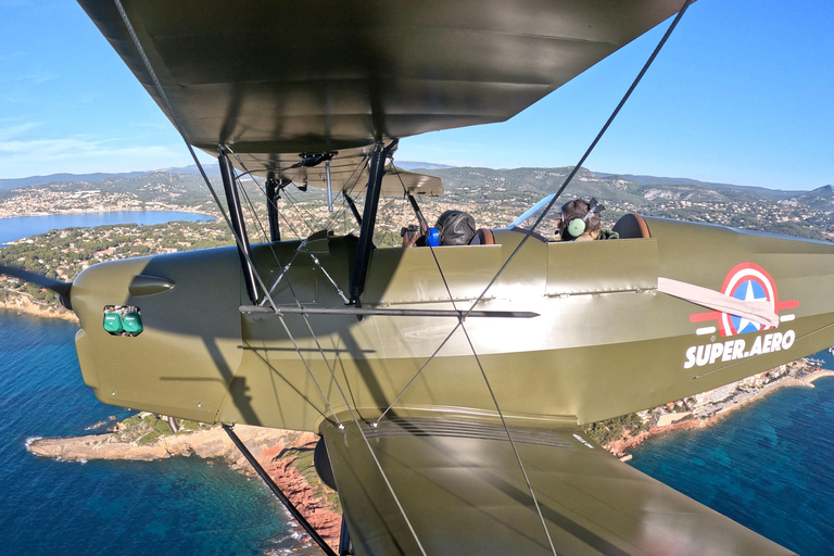 Discovery pioneer flights ( STAMPE SV4-RS Biplan aircraft)