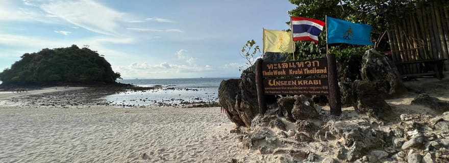 Une journée sur l'île de Thale Waek Poda et l'île aux poulets depuis Phuket