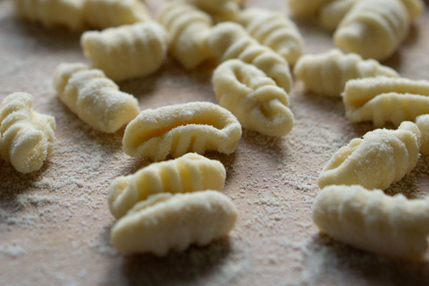 Martina Franca: Masseria Tour with Pasta & Mozzarella Class