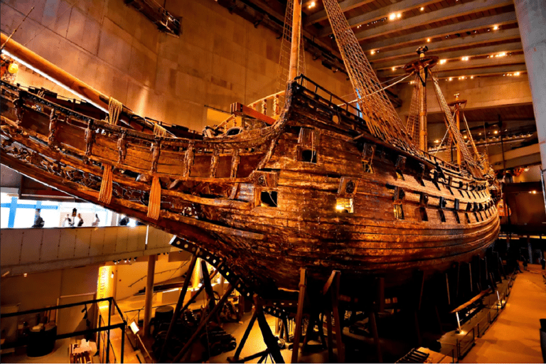 Estocolmo: Visita guiada al Museo Vasa con entrada incluida