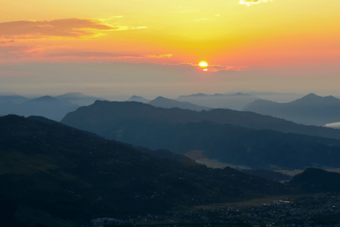 Katmandú: tour de luna de miel de 8 días con Chitwan y Pokhara