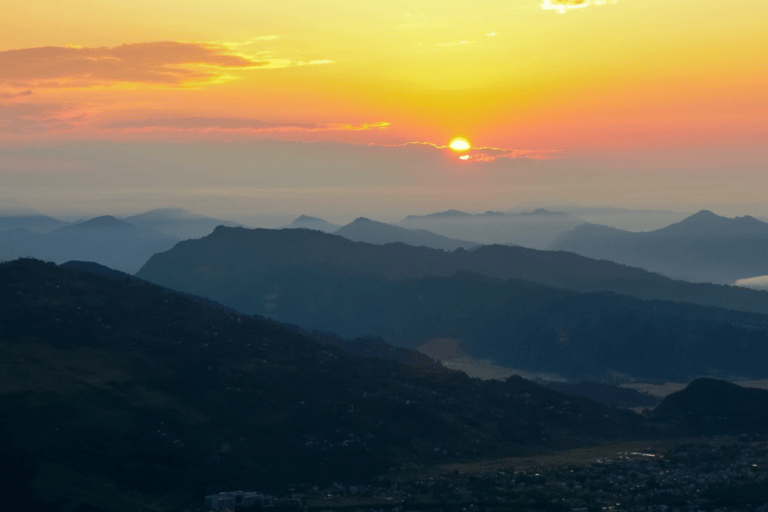 Katmandú: tour de luna de miel de 8 días con Chitwan y Pokhara