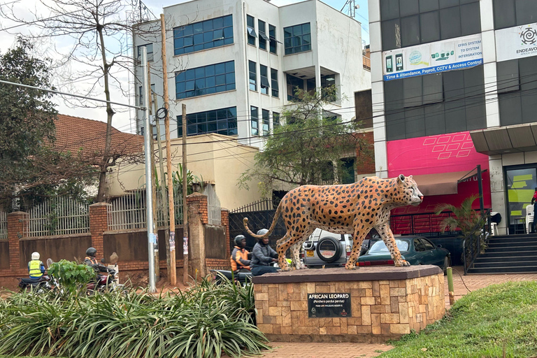 坎帕拉：艺术画廊和手工艺市场导览游Kampala: Guided Art Galleries and Craft Markets Tour