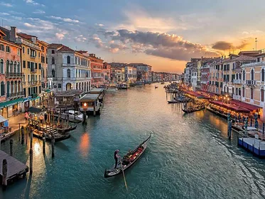 Entdecke Venedig: Tour am Morgen & Gondel-Erlebnis