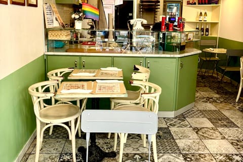 Turin: Vegan Pizza, Kombucha, and Organic Wine Food Tasting at Casa di Nonna