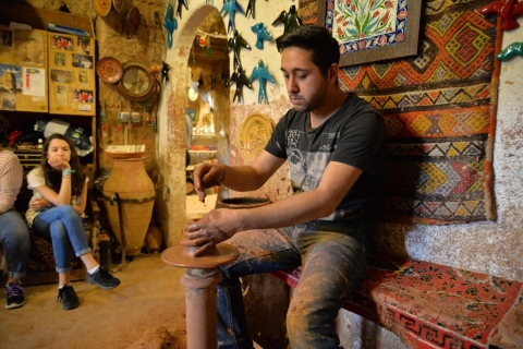 Avanos Artistry : Atelier de poterie de 2 heures avec prise en charge et retour
