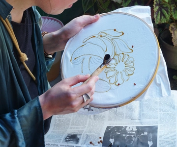 Yogyakarta: Taller de Batik Contemporáneo con Tintes Naturales