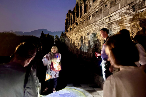 Yogyakarta: Borobudur Sunrise Tour with Breakfast Shared tour VIP Sunrise Borobudur