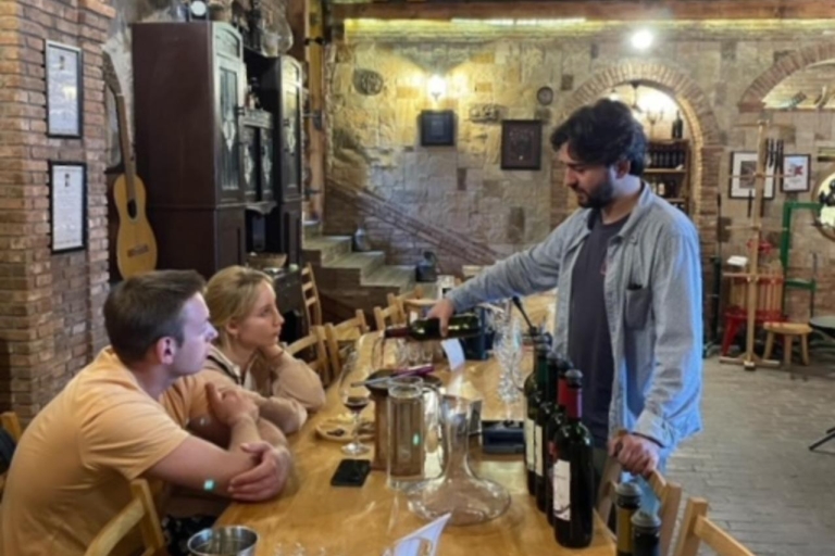 Dégustation de vin à BatumiDégustation de vins à Batumi